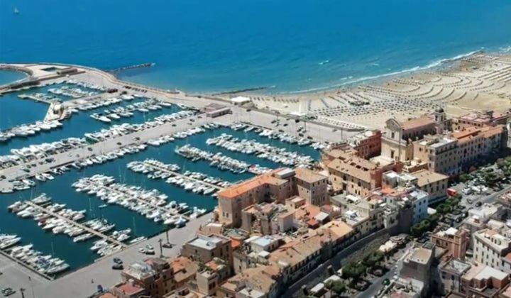 Bnb The Station Nettuno Luaran gambar